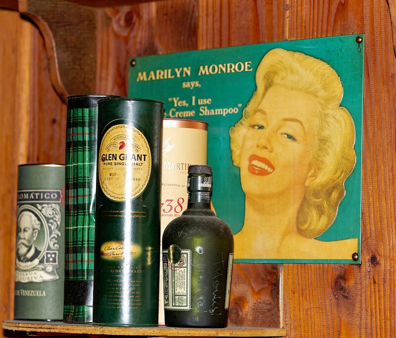 Intérieur convivial du restaurant Au P’tit Zinc à Lyon Vieux Lyon